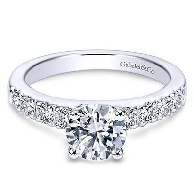 Spotlight on Solitaire Engagement Rings