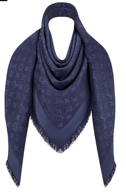新品に近いLOUIS VUITTON シルクスカーフ ネイビー LOUIS VUITTON NAVY SILK SHAWL – Siebke Hoyt
