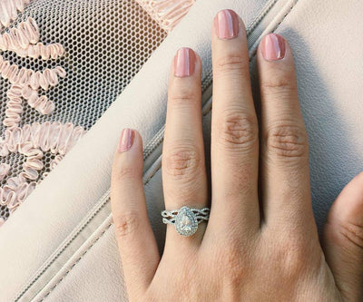 Our Favorite Halo Engagement Rings