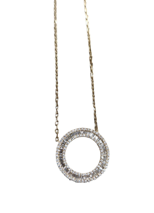 OPEN CIRCLE DIAMOND PENDANT