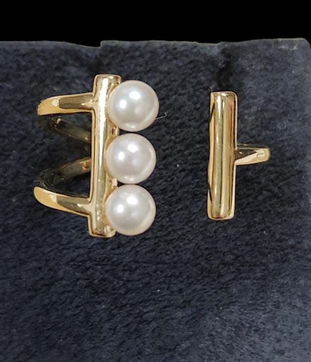 CULTURED PEARL & GOLD RING