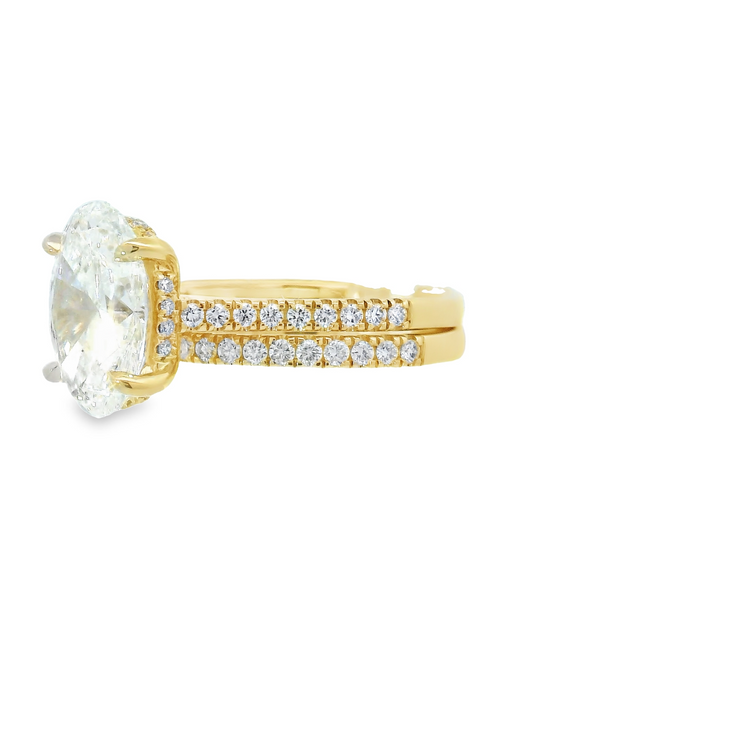 Diamond Wedding Set - 3 Ct Oval Center
