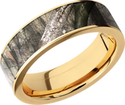 14K Yellow Gold 7mm flat band with a 6mm inlay of Mossy Oak Treestand Camo