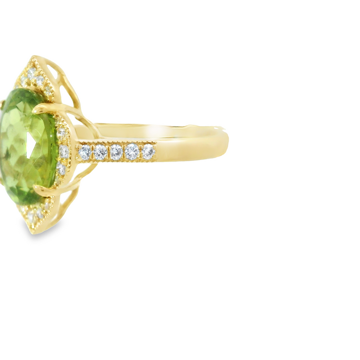 PERIDOT & DIAMOND RING