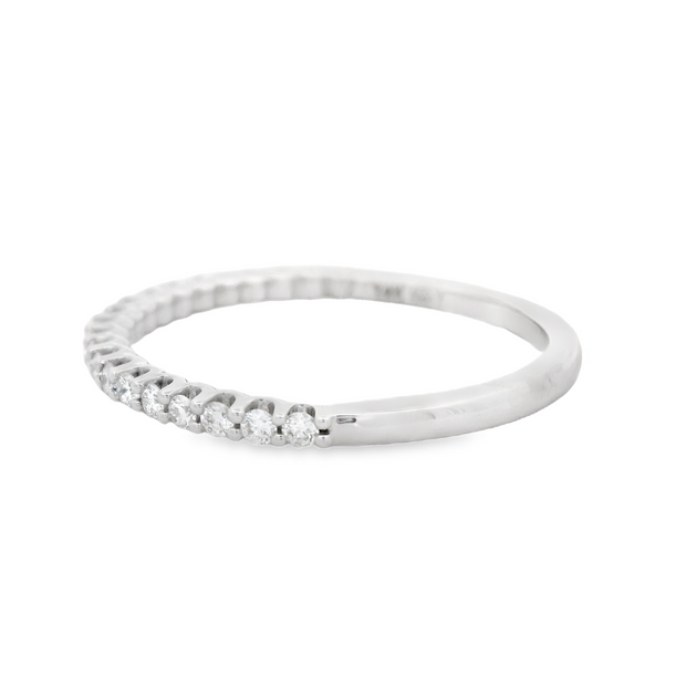 SHARED PRONG SET DIAMOND WEDDING BAND