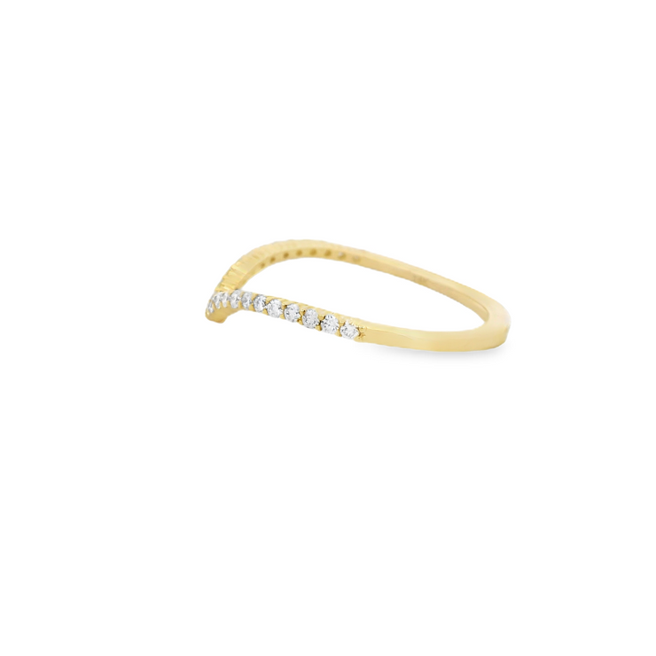Pave Diamond “V” Contour Wedding Band – 0.20 Tcw