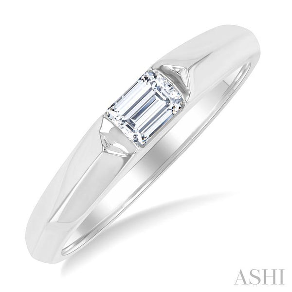 Siebke Hoyt East-West Set Emerald Cut Diamond Solitaire Ring with 0.32Ct Diamond in 14K White Gold (0.32ct)