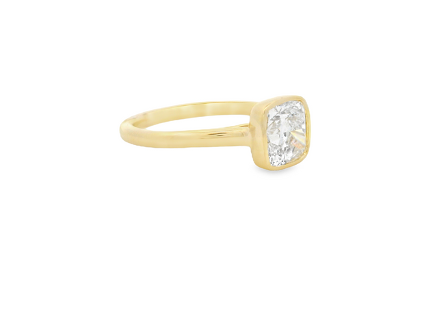 Bezel Set Diamond Solitare Engagement Ring - 2 Ct Square Cushion