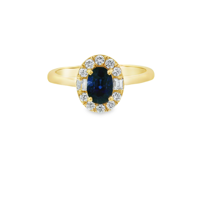 SAPPHIRE & DIAMOND RING