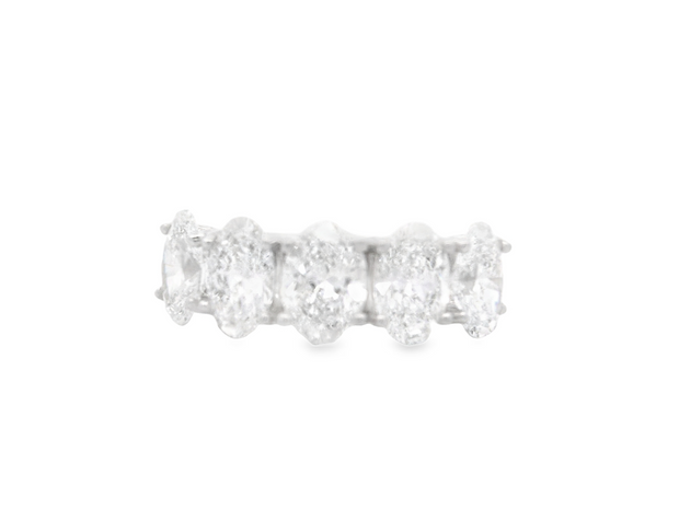 Oval Diamond 5 Stone Band