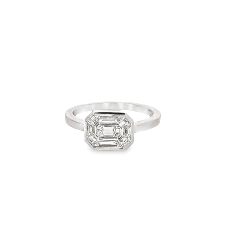 EMERALD SHAPE DIAMOND CLUSTER RING
