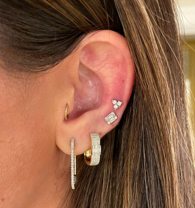 URBAETIS - DIAMOND OVAL HOOP EARRINGS