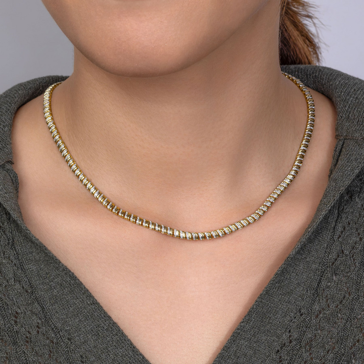 Alternating Diamond And Gold Link Ribbed Necklace