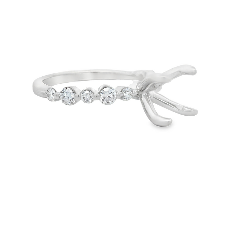 Alternating Diamond Size Engagement Ring Setting - 1/2 Ct