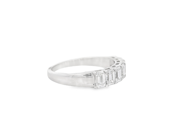 7 Stone Emerald Diamond Band