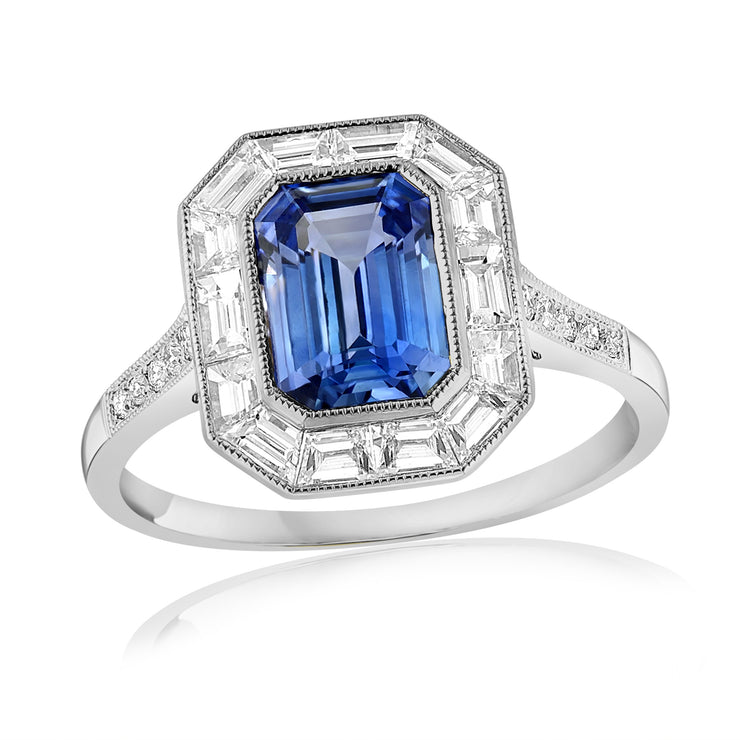 SAPPHIRE & DIAMOND RING