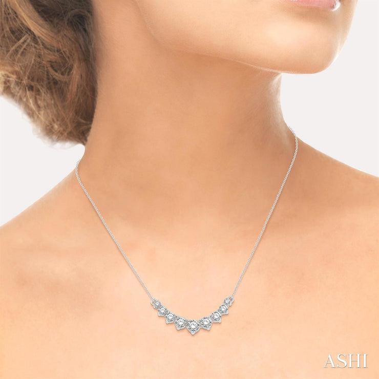 ASHI - GRADUATED DIAMOND SMILE NECKLACE