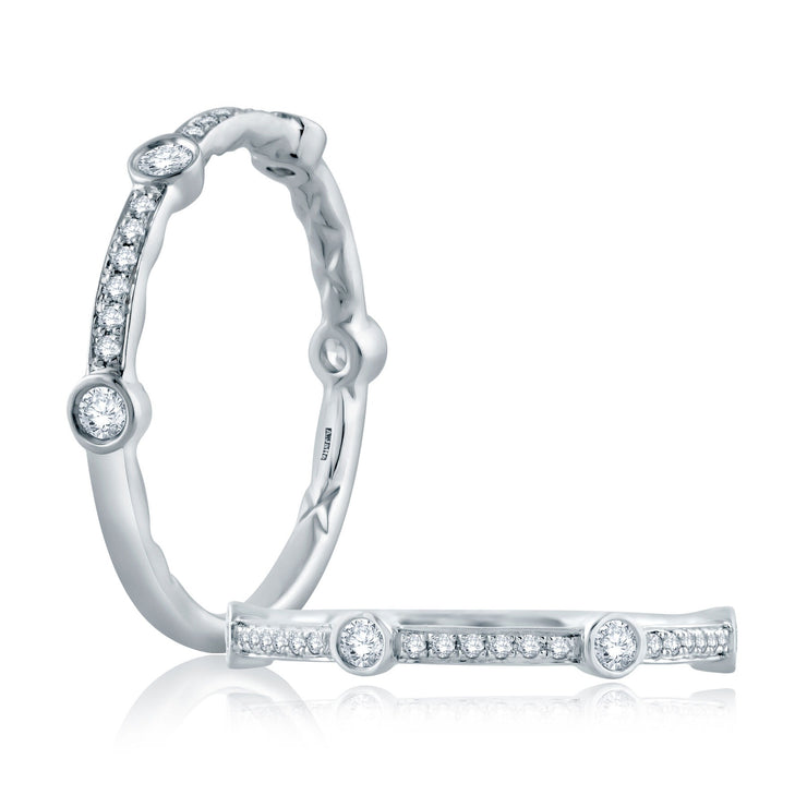 A Jaffe - Stationed Diamond Wedding Band
