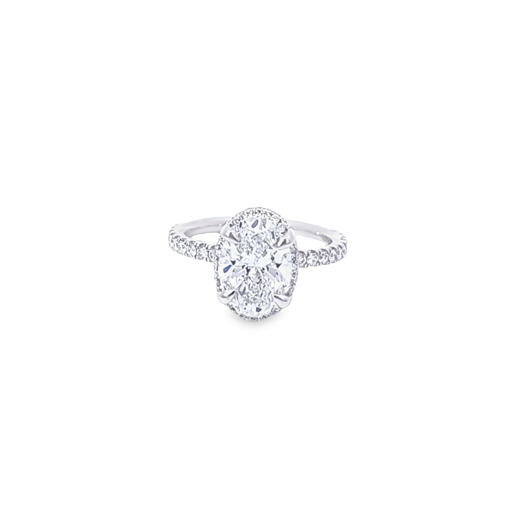 DIAMOND ENGAGEMENT RING – 2.5 CT OVAL CENTER