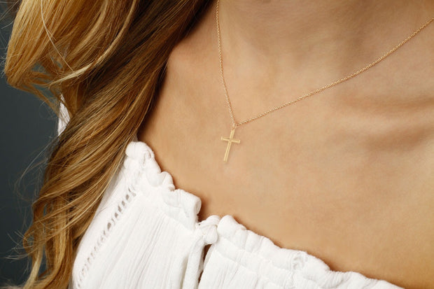 CROSS PENDANT