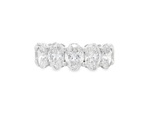 Oval Diamond 7 Stone Band