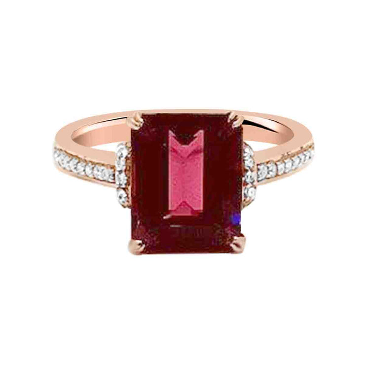 GARNET & DIAMOND RING