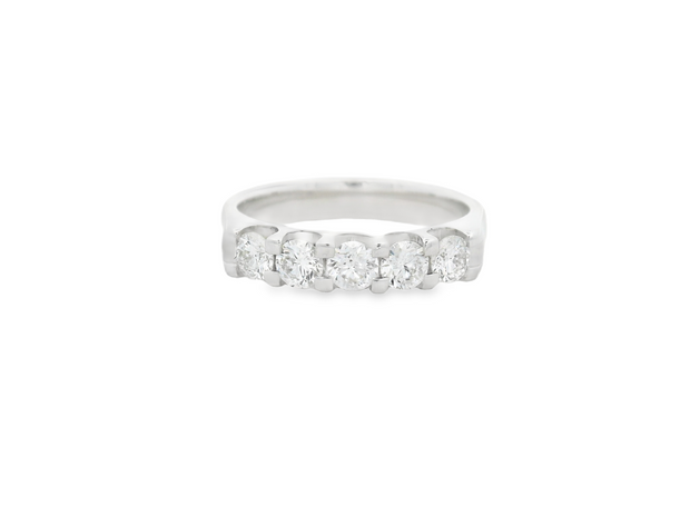 ROUND DIAMOND WEDDING BAND 0.75CTW