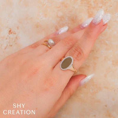 Diamond Oval Shape Signet Fashion Ring