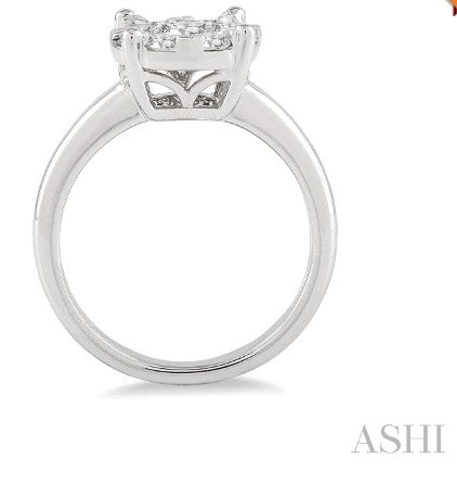 ASHI - DIAMOND CLUSTER ENGAGEMENT RING - 0.25 TCW