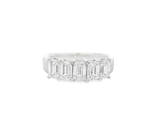 Emerald Diamond 5 Stone Band