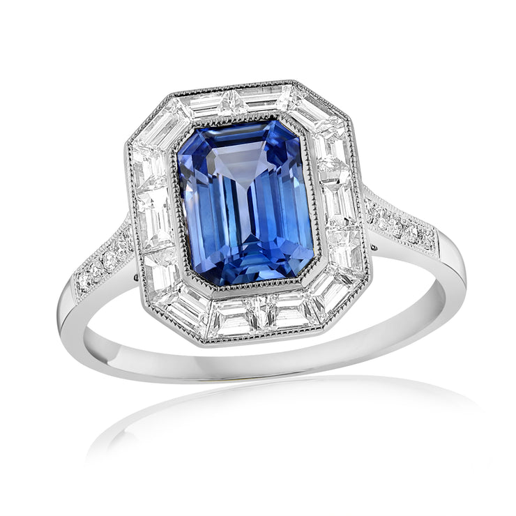 SAPPHIRE & DIAMOND RING