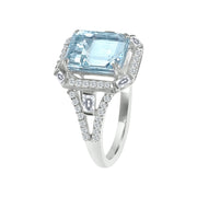 AQUAMARINE & DIAMOND RING