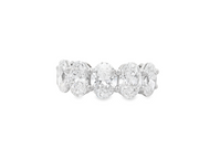 Oval Diamond 5 Stone Band