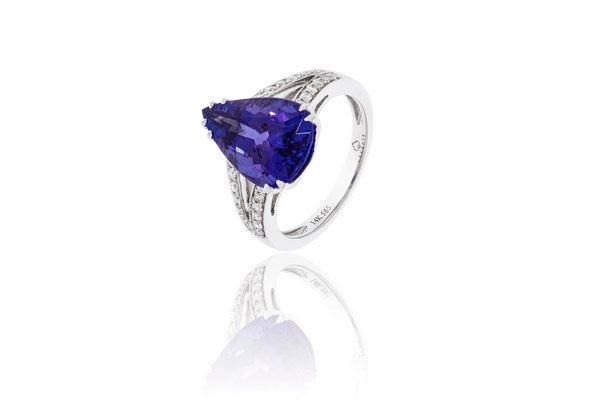 LUVENTE - TANZANITE & DIAMOND RING