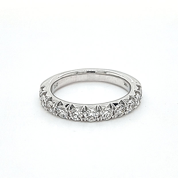 FRENCH PAVE DIAMOND WEDDING BAND - 1.00 TCW