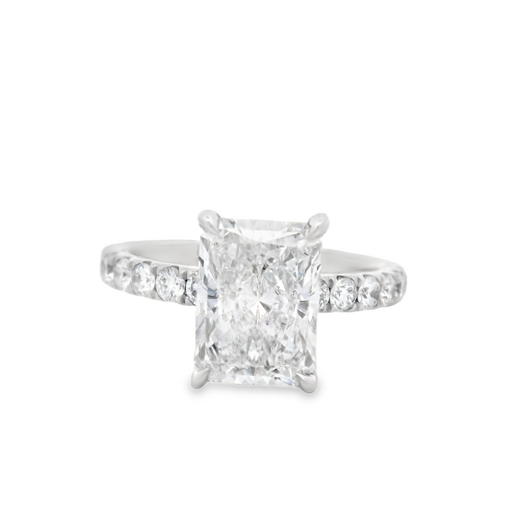 LAB GROWN DIAMOND ENGAGEMENT RING