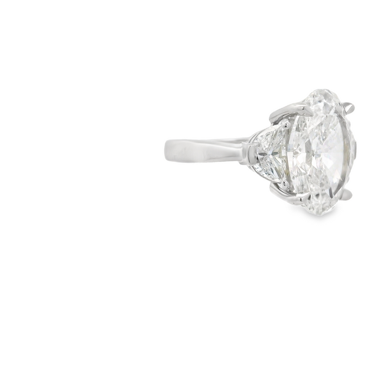 Diamond 3 Stone Ring - 6 Ct Oval Center