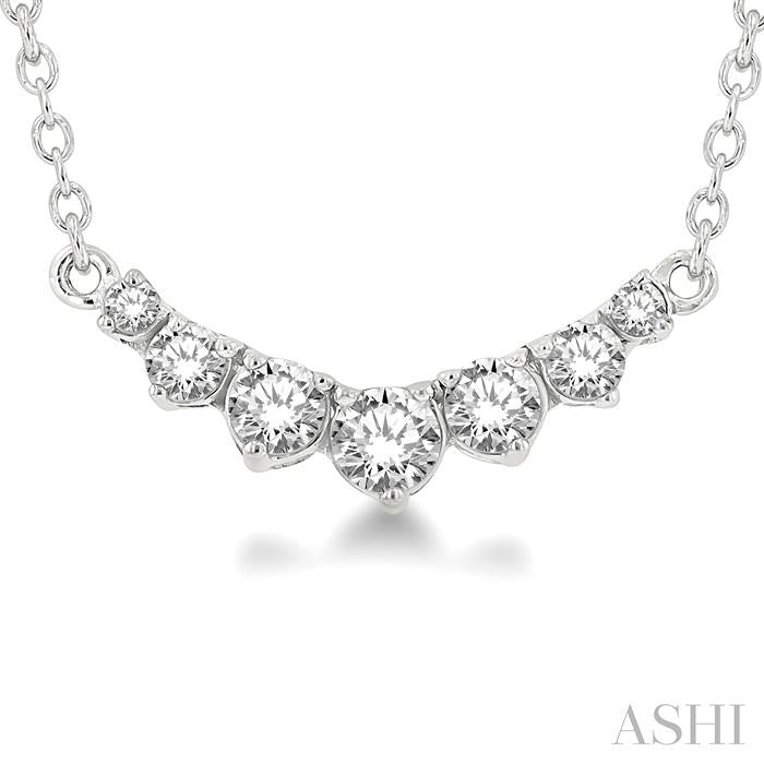 ASHI - GRADUATED DIAMOND SMILE PENDANT