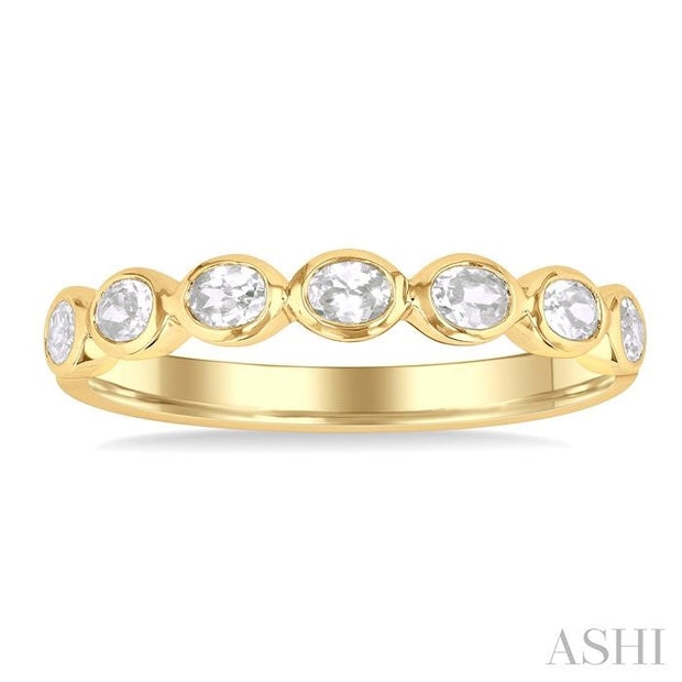 ASHI - Oval Diamond Stackable Ring